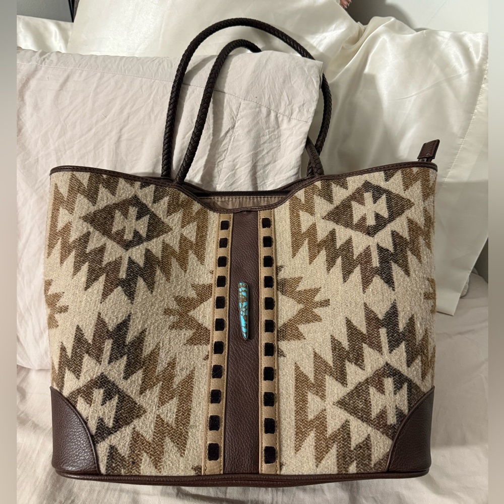 Justin’s Leather Patterned Tote Bag